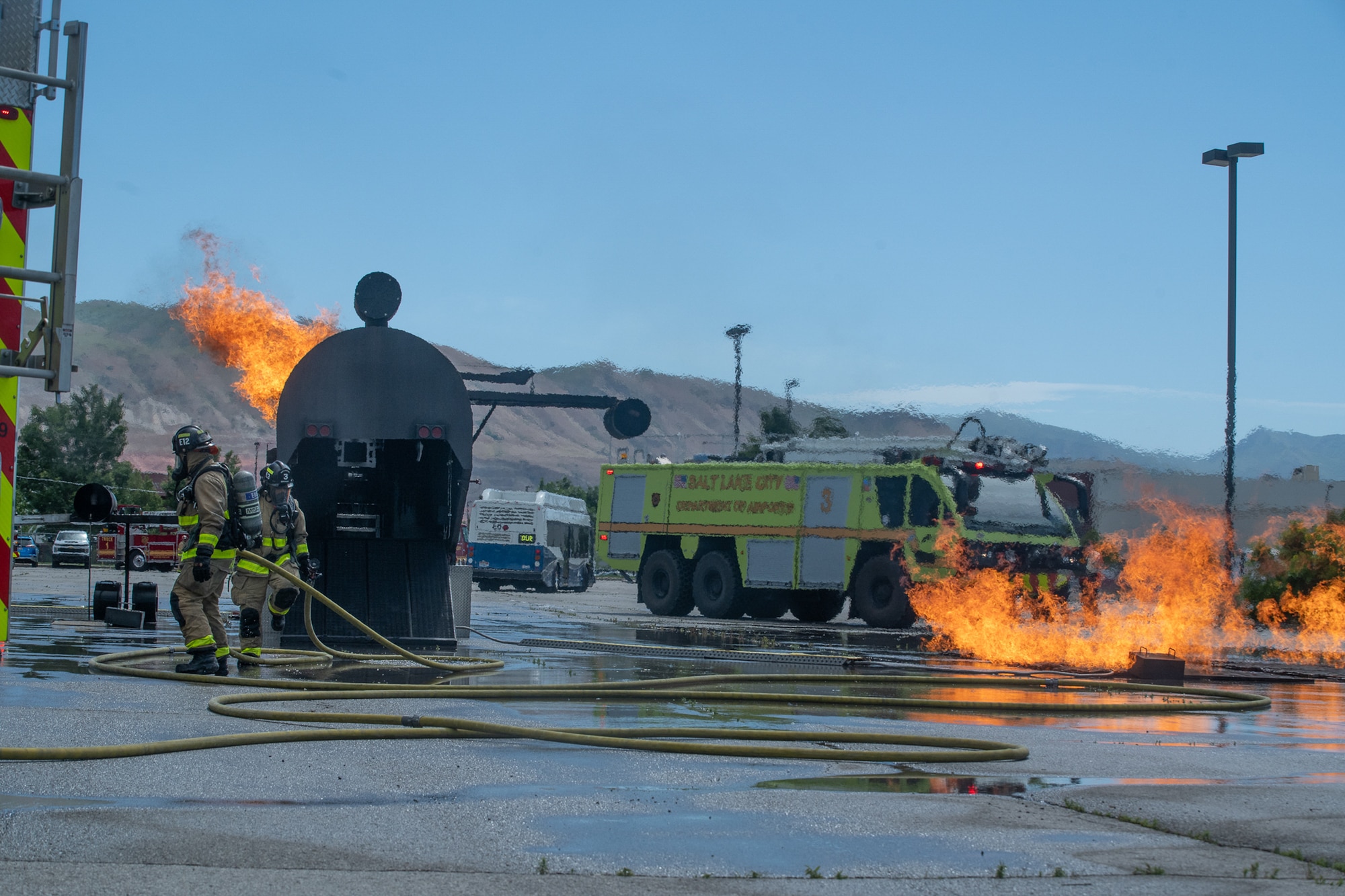Salt Lake City International Airport staff conducts an emergency response drill involving local law enforcement, the Utah National Guard,  and local fire departments responding to a simulated airline crash at the Salt Lake International Airport, May 28, 2026.(U.S. Army National Guard Photo By Staff Sgt. Ariel J. Solomon)