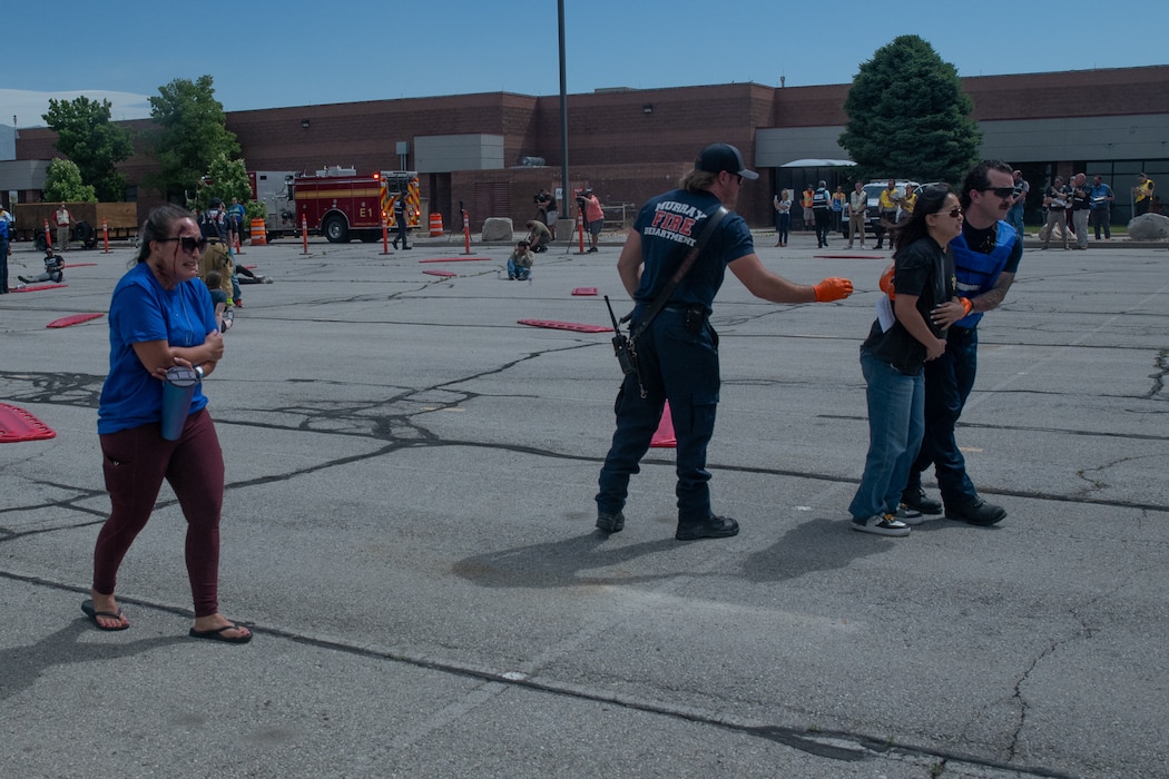 Salt Lake City International Airport staff conducts an emergency response drill involving local law enforcement, the Utah National Guard,  and local fire departments responding to a simulated airline crash at the Salt Lake International Airport, May 28, 2026.(U.S. Army National Guard Photo By Staff Sgt. Ariel J. Solomon)