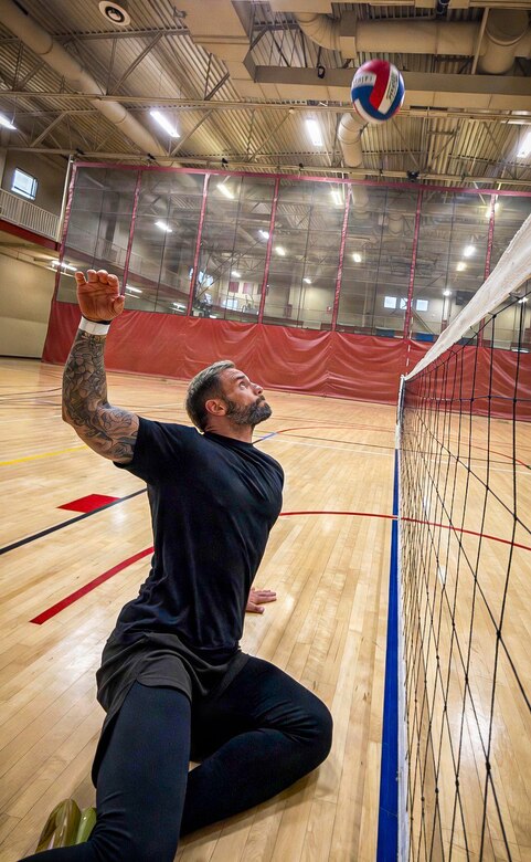 Retired U.S. Army Chief Warrant Officer 3 Jonathan Tallman, Team Army athlete and Ultimate Champion competitor, participates in volleyball practice at Team Army sports training camp ahead of the 2026 Warrior Games in San Antonio, Texas.