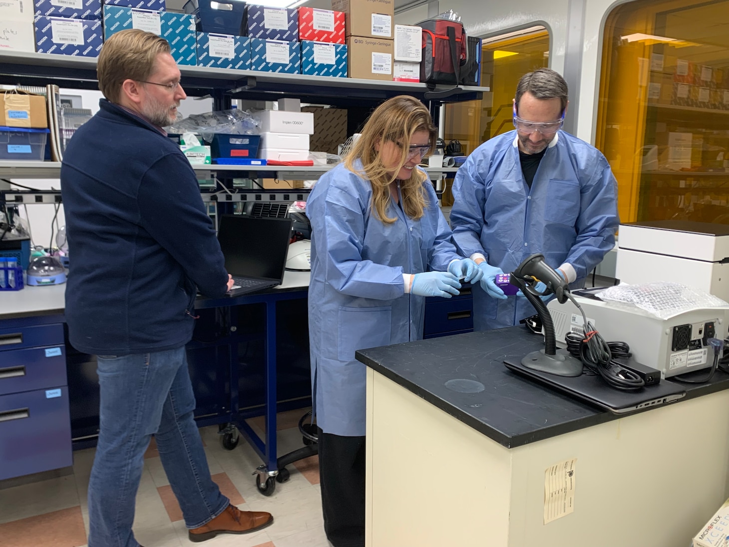 An end user loads a flow cell on a modified field sequencing device during Beholder’s Gaze training, Oct. 24, 2024. The event was attended by the U.S. Naval Research Laboratory and U.S. Army Combat Capabilities Development Command (DEVCOM) Chemical Biological Center military operators Far-Forward Advanced Sequencing Technology (F-FAST) team who conducted training and provided the technology/system. The effort brings sophisticated laboratory capability into austere environments, giving forward-deployed units the ability to detect and identify harmful pathogens in less than 30 minutes. Unlike conventional sequencing systems, Far-Forward Biological Sequencing (FFBS) is tailored for military personnel who may not have formal laboratory training. (U.S. Navy photo)