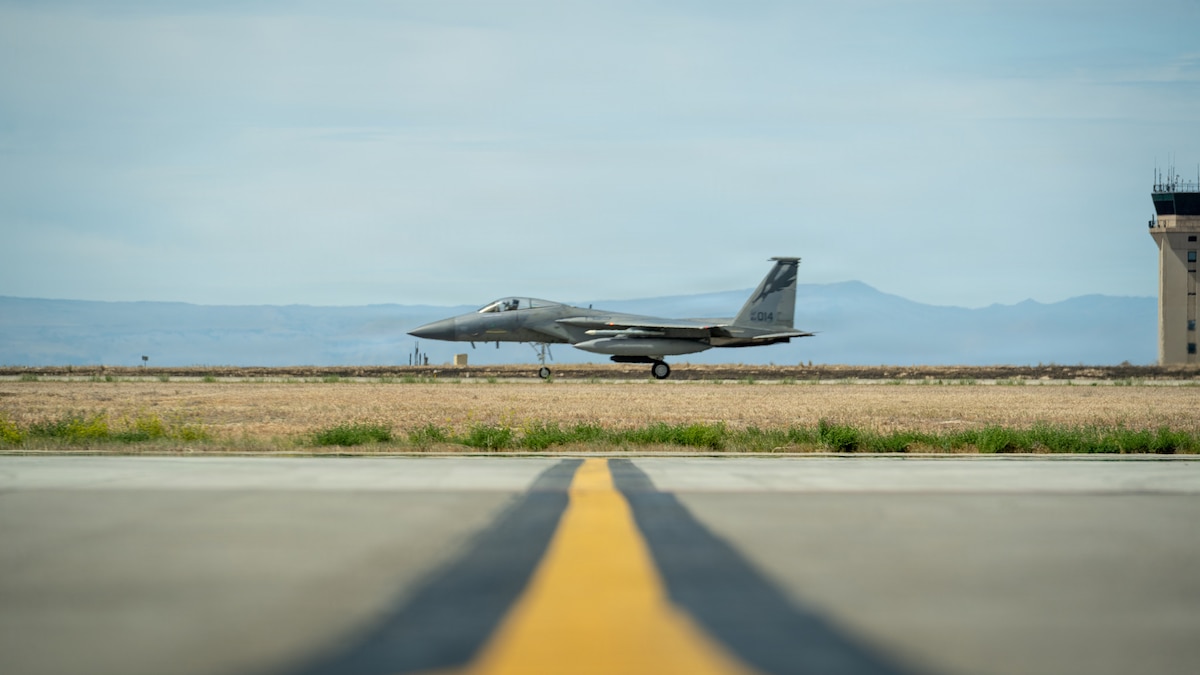 An F-15C Eagle assigned to the 194th Fighter Squadron lands at Mountain Home Air Force Base, Idaho, June 3, 2026. The 194th FS was on temporary duty at Mountain Home AFB to conduct combat readiness training and familiarize themselves with F-15E Strike Eagle capabilities as they prepare to receive the F-15EX Eagle II. (U.S. Air Force photo by Senior Airman Keagan Lee)