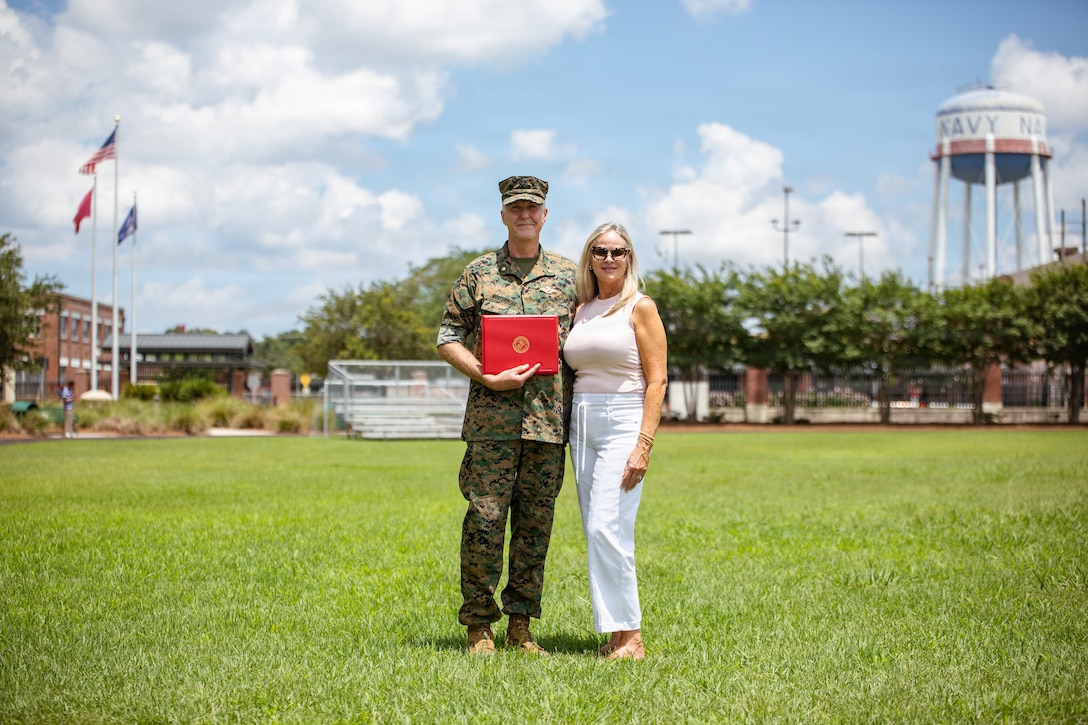 U.S. Sailor Earns Fleet Marine Forces Pin at the Age of 67 in New Orleans