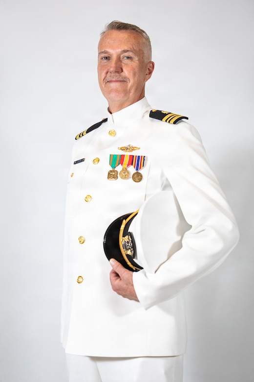 U.S. Sailor Earns Fleet Marine Forces Pin at the Age of 67 in New Orleans
