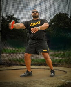 U.S. Army Staff Sgt. Daniel Agosto participates in discus throw training during the 2026 Warrior Games Training Camp in San Antonio, Texas, June 9, 2026.