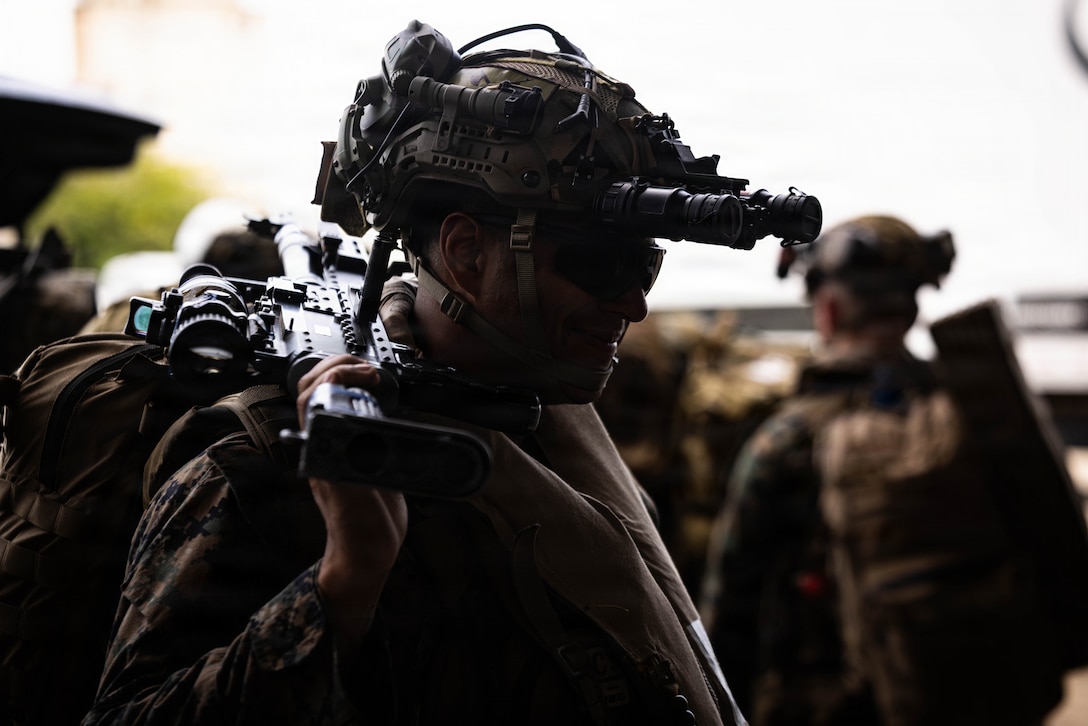 A U.S. Marine Corps machine gunner with 3rd Battalion, 2nd Marine Regiment, Littoral Combat Force-24, rehearses quick reaction force procedures on Roosevelt Roads Naval Station, Puerto Rico, June 2, 2026. U.S. Military forces are deployed to the U.S. Southern command area of responsibility in support of Operation SOUTHERN SPEAR, Department of War-directed operations, and the president’s priorities to disrupt illicit drug trafficking, deter malign actors and protect the homeland through continuous presence. (U.S. Marine Corps photo)