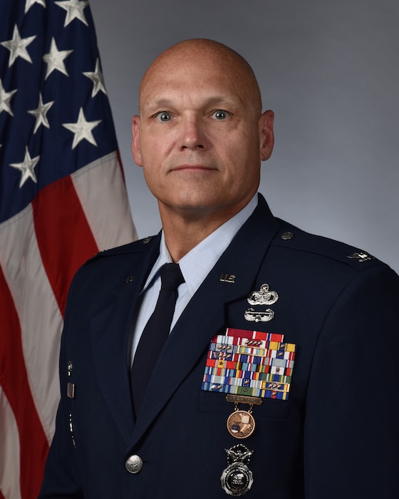 A portrait photo of Col. Kenneth Shirley II.