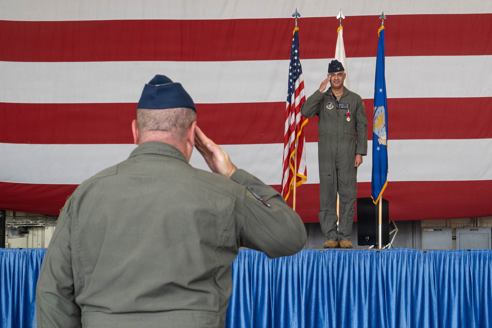 8th Operations Group changes command