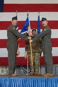 8th Operations Group changes command