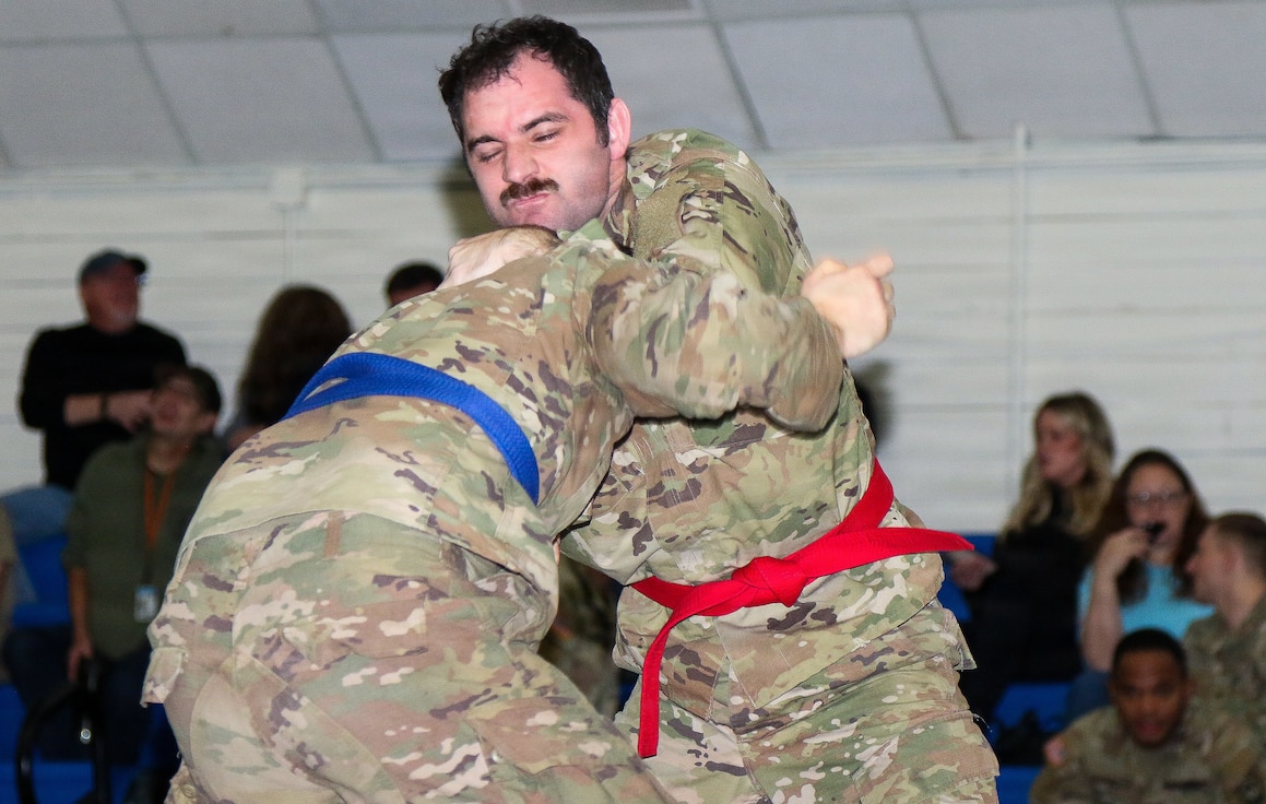 Pennsylvania National Guard Soldiers participate in the inaugural Keystone Combatives Tournament Jan. 10-11, 2026, at Fort Indiantown Gap, Pennsylvania. Competitors fought in six weight classes using different fighting styles, such as grappling and allowing punching and kicking. (U.S. Army National Guard video by Sgt. Kayden Bedwell)