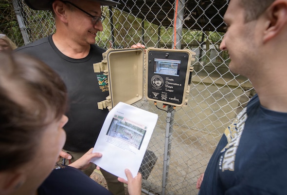 Students Seek Mentorship from Naval Engineers to help Endangered Red Wolves