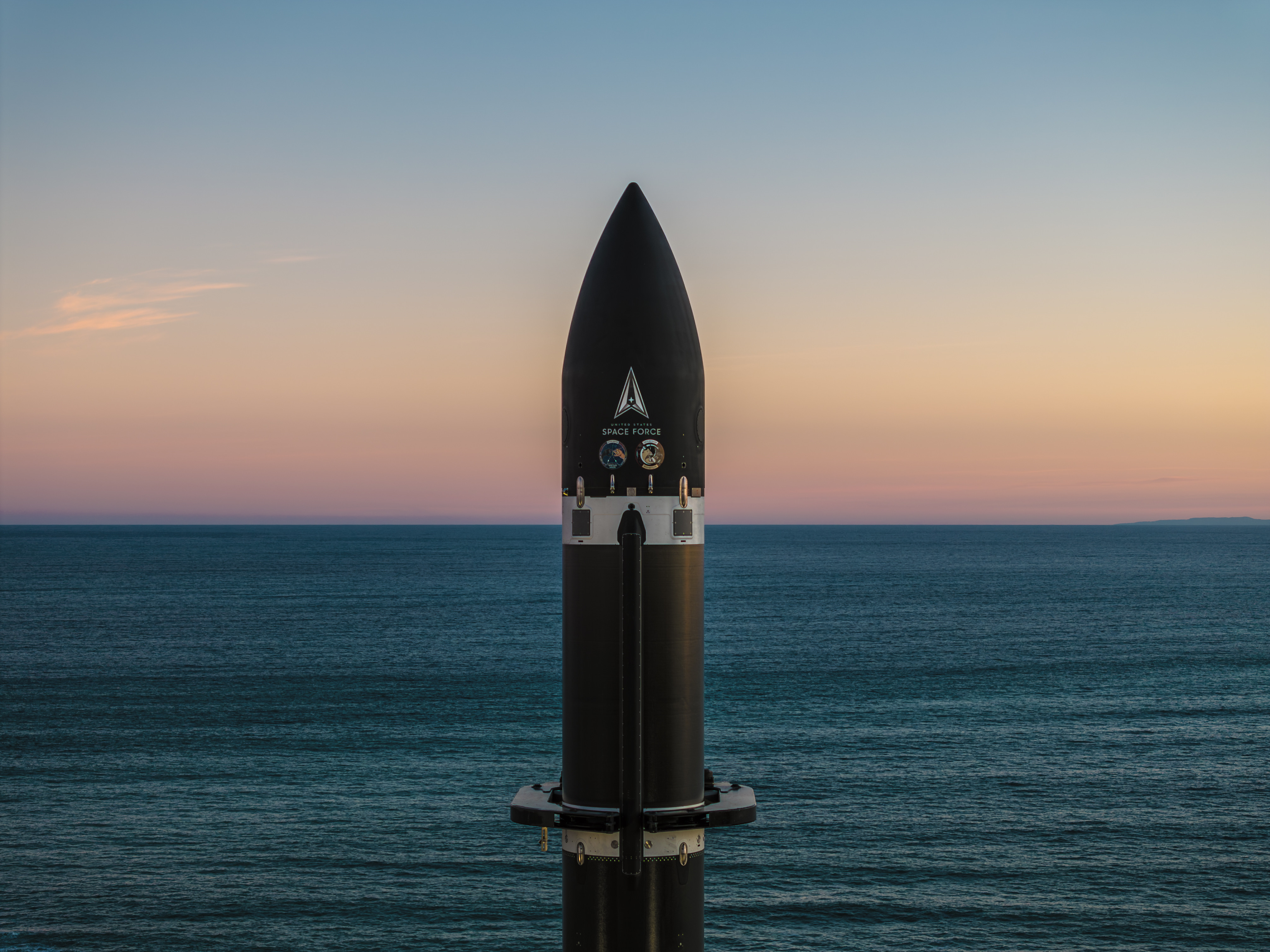 希少U.S 　SPACE FORCE US Space Force demonstrates responsive launch for VICTUS HAZE