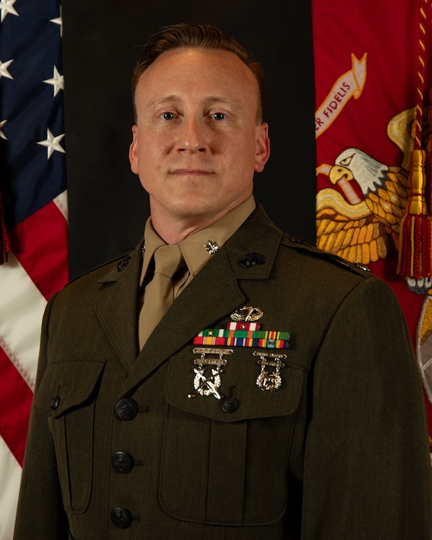Lieutenant Colonel Isaac S. Williams, Inspector-Instructor,
4th Air Naval Gunfire Liaison Company
