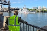 NAVSUP FLC Puget Sound Supports Portland Fleet Week Visit