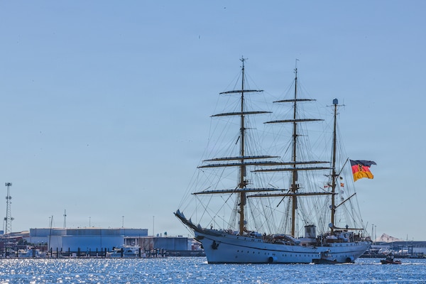 Amerigo Vespucci arrives for SAIL 250 Baltimore