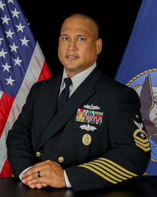 CMDCS (SCW/EXW/SW/AW) Kiko Cruz