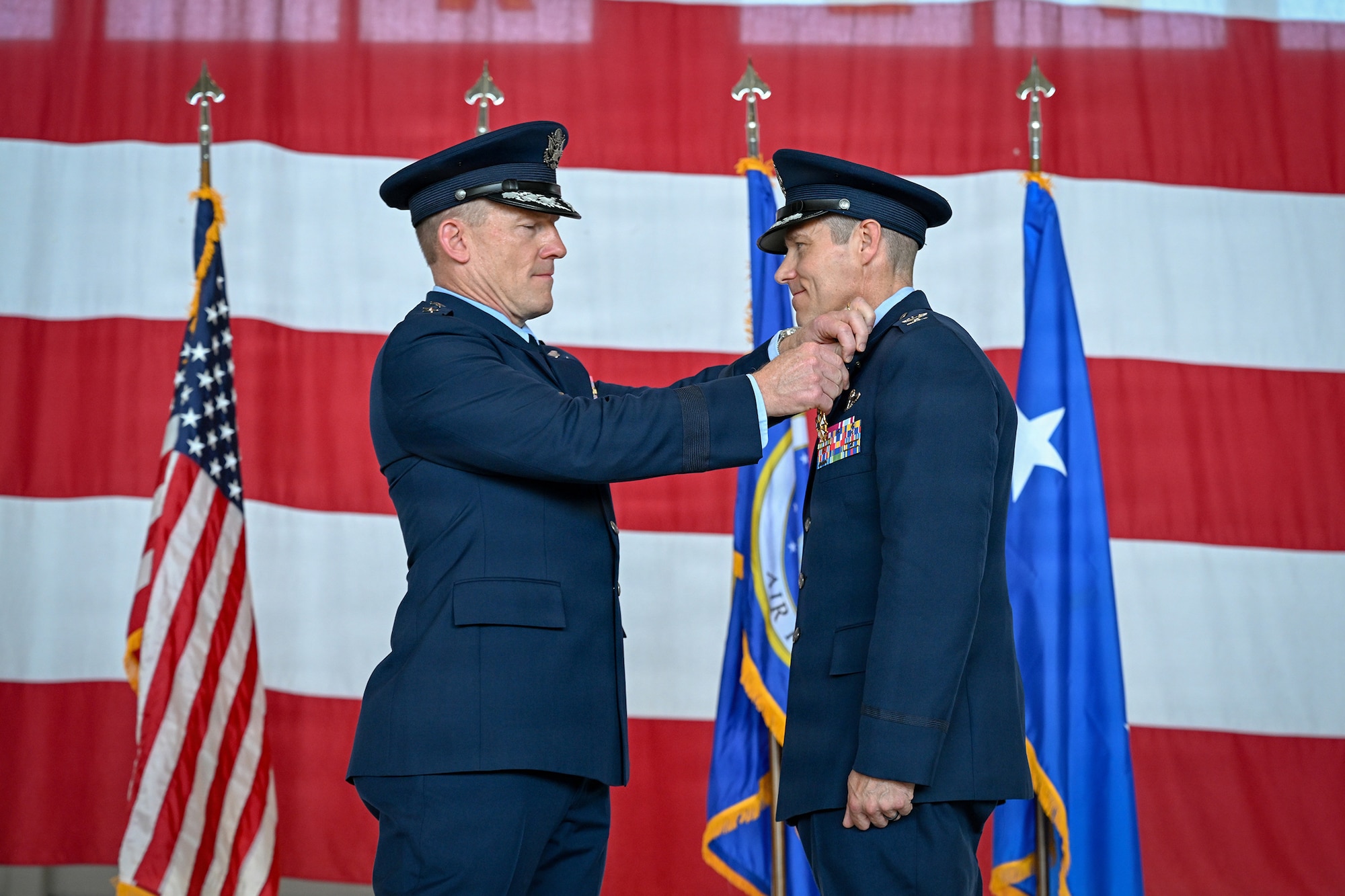 521 AMOW conducts chain of command.