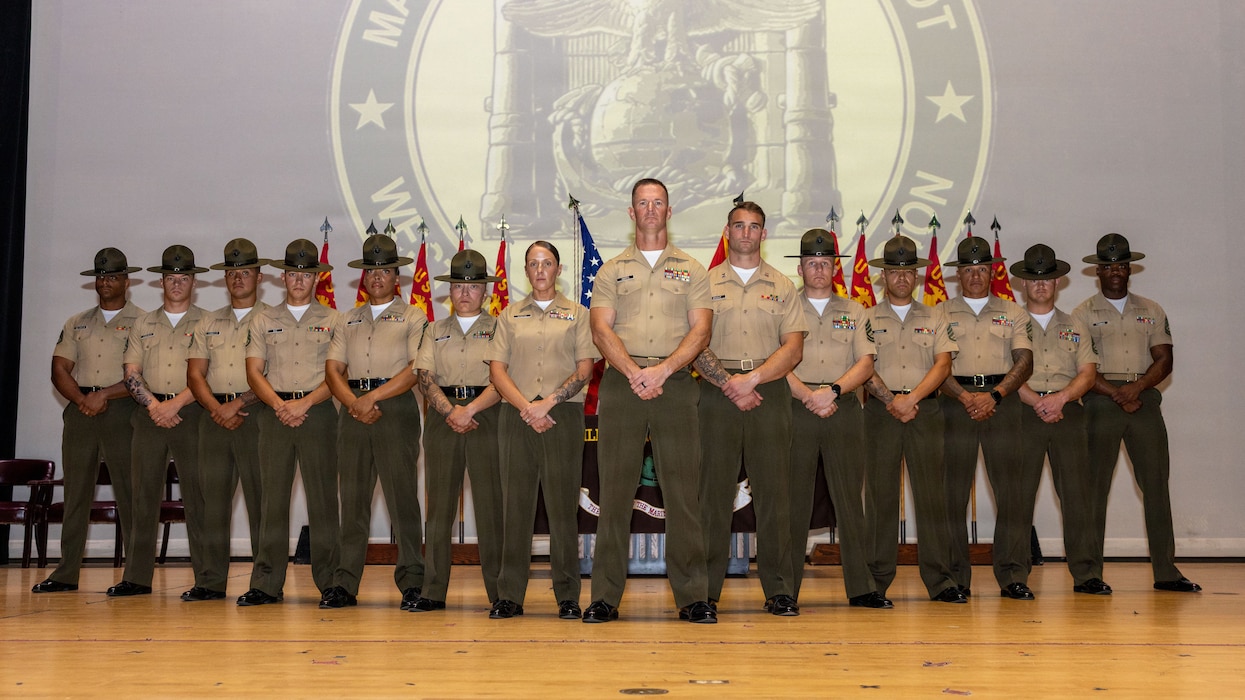 DI School Class 3-26 Graduation ceremony
