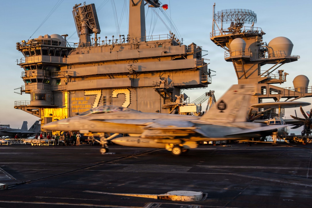 An F/A-18F Super Hornet, attached to Strike Fighter Squadron (VFA) 41, makes an arrested landing on the flight deck of Nimitz-class aircraft carrier USS Abraham Lincoln (CVN 72) in support of Operation Epic Fury, Feb. 28, 2026. (U.S. Navy photo)