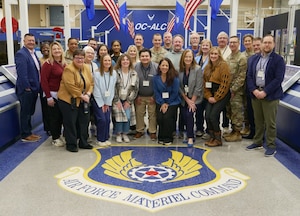 Group of people take group photo