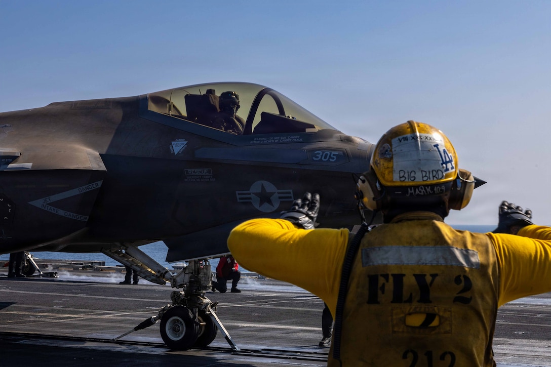 An F-35C Lightning II, attached to Marine Fighter Attack Squadron (VMFA) 314, prepares to launch from the flight deck of Nimitz-class aircraft carrier USS Abraham Lincoln (CVN 72) in support of Operation Epic Fury, March 4, 2026. (U.S. Navy photo)