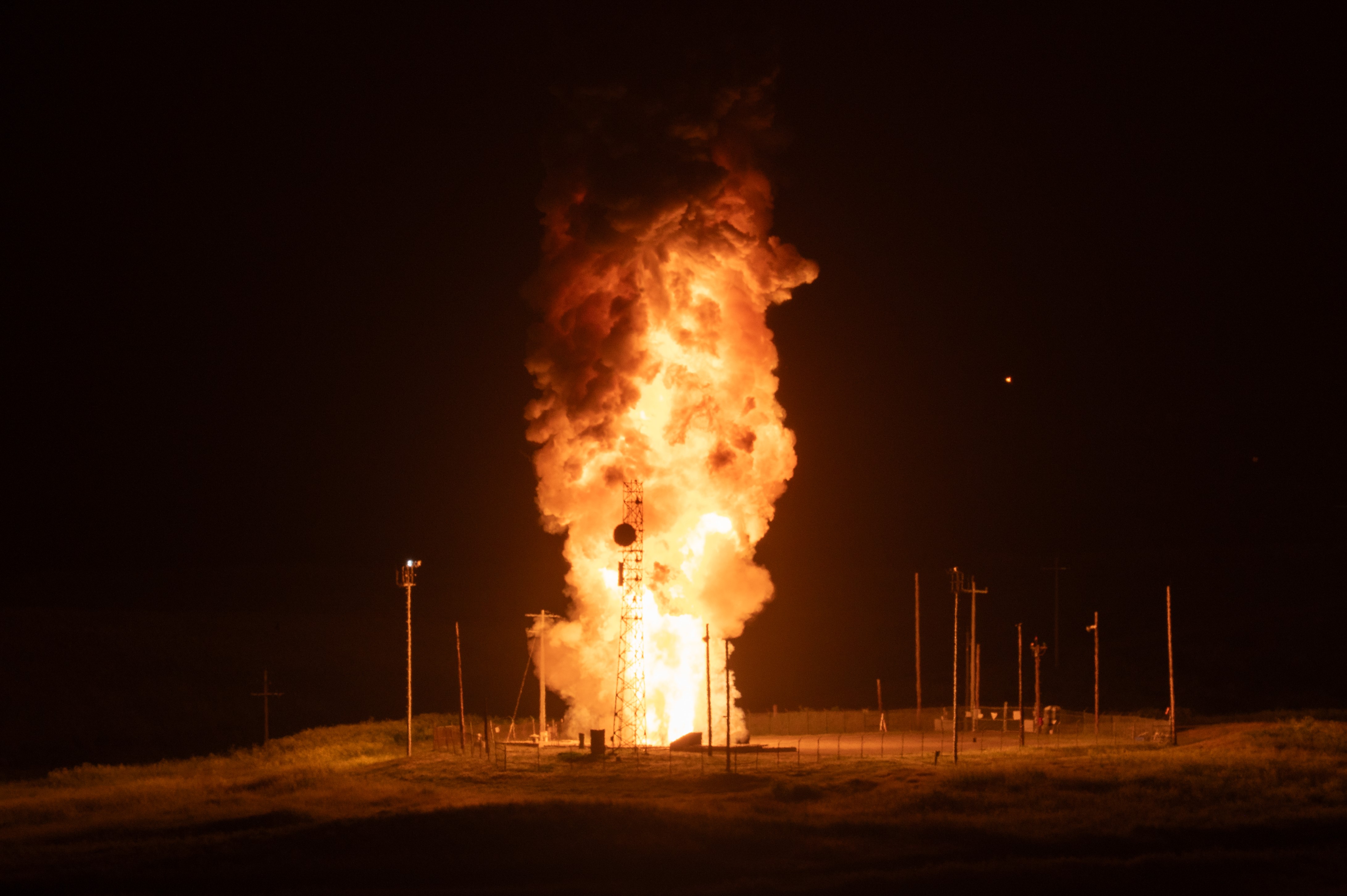 ICBM test launch verifies multiple re-entry vehicle, system reliability ...