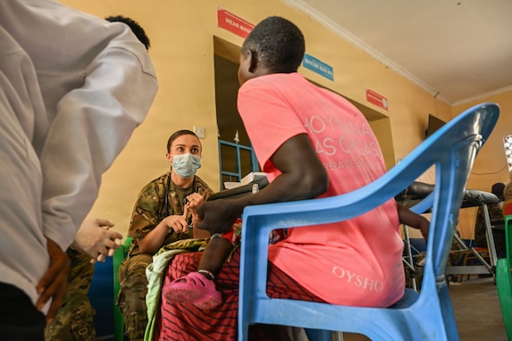 US, Kenya medical teams provide care