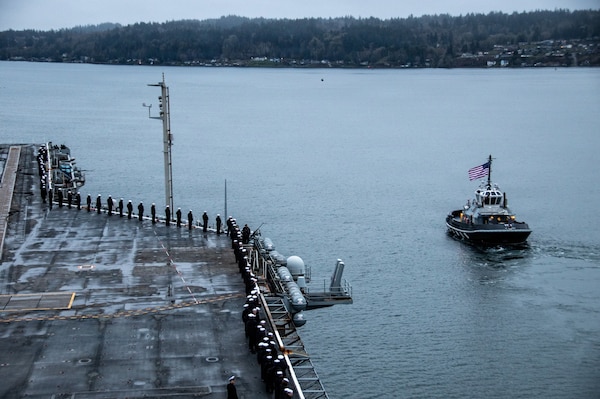 Nimitz Departs Bremerton