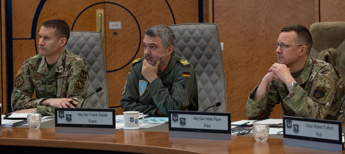 Senior leaders participate in conference