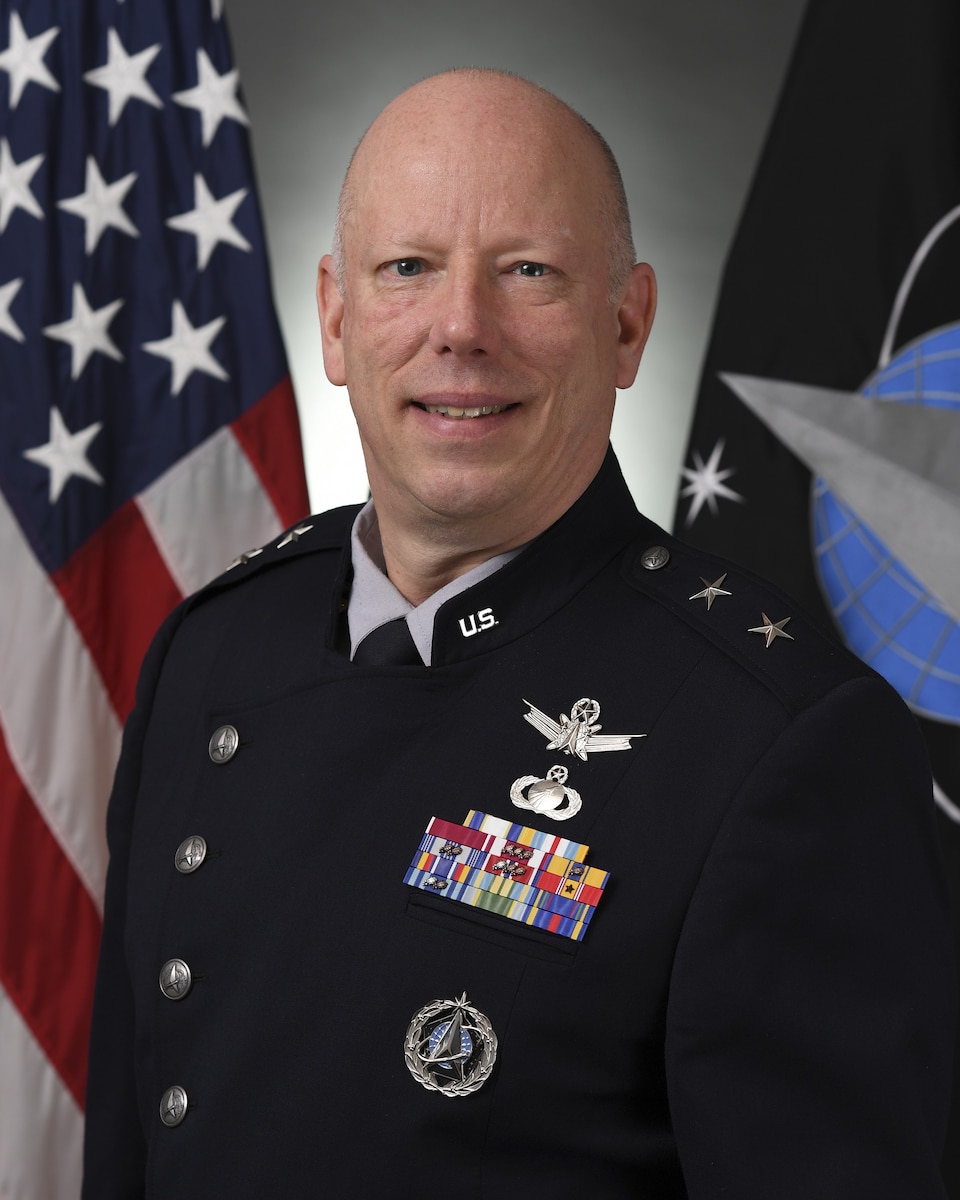 Maj. Gen. Stephen Purdy official portrait.