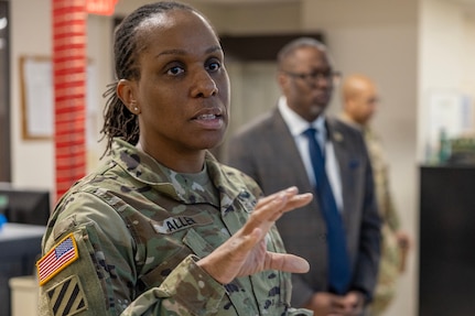 Command Sgt. Maj. Joy L. Allen, U.S. Army Financial Management Command senior enlisted advisor, talks with Fort Knox Army Military Pay Office employees at Fort Knox, Ky., March 4, 2026. USAFMCOM’s leadership visited the Fort Knox AMPO during a major subordinate command update to the U.S. Army Materiel Command and thanked the employees for their hard work in supporting Soldiers and their families. (U.S. Army photo by Mark R. W. Orders-Woempner)