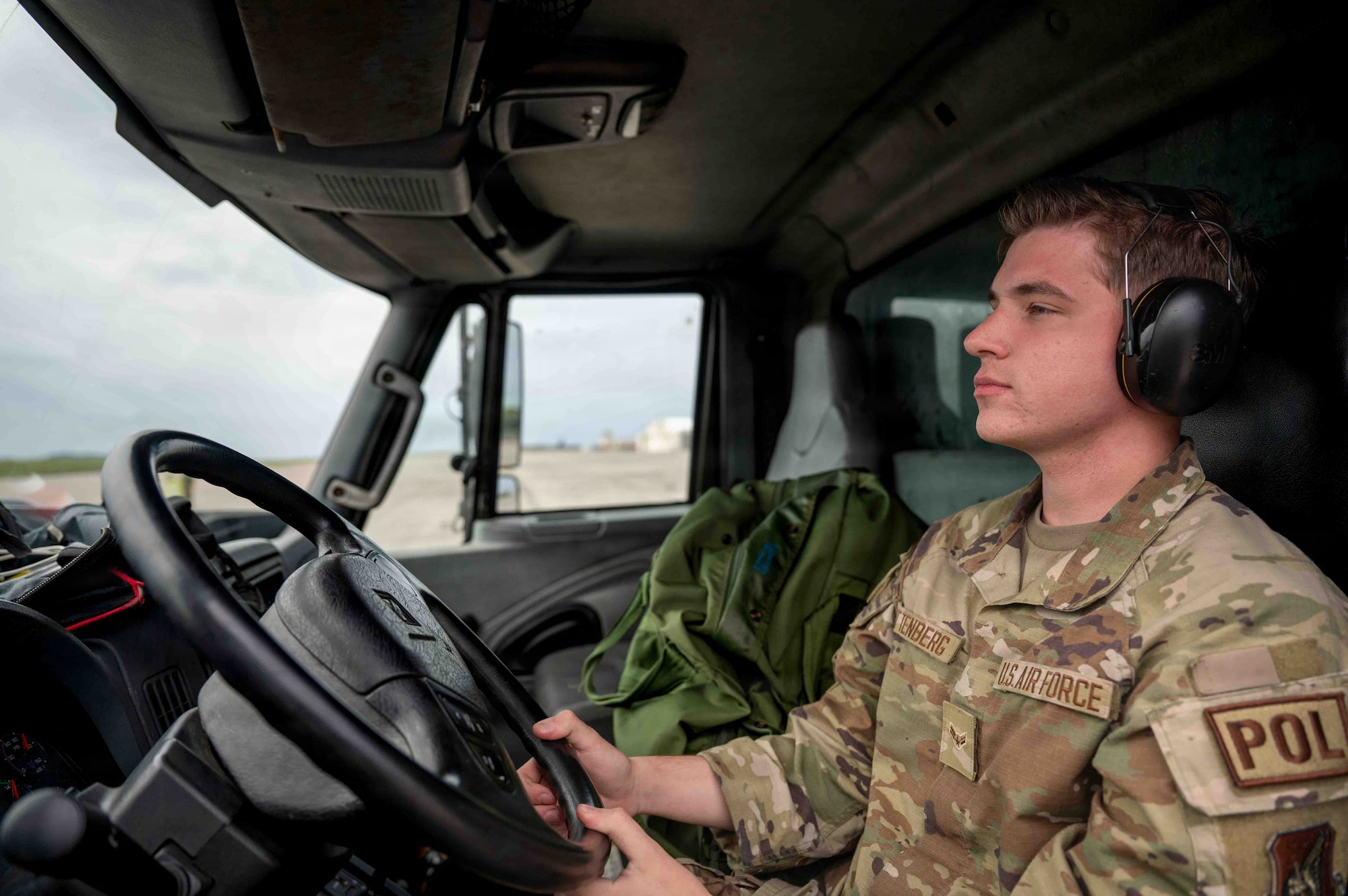 airmen drives truck.