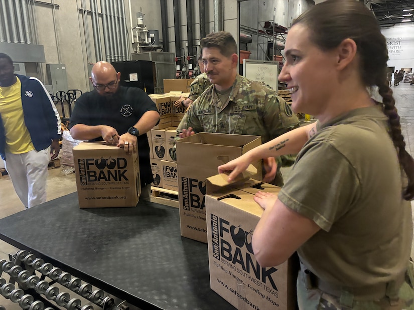 Army Reserve Soldiers fight hunger, feed hope