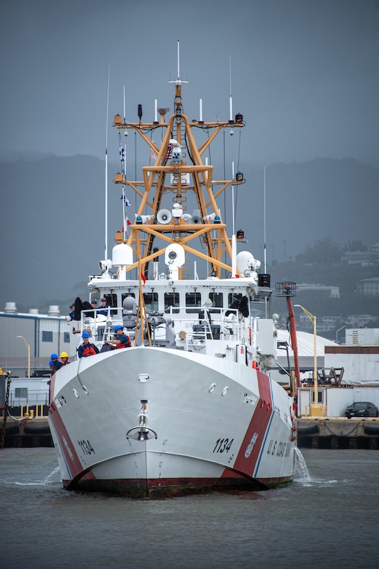 U.S. Coast Guardsmen assigned to the fast response cutter USCGC William Hart (WPC 1134) prepare to moor up on Coast Guard Base Honolulu March 15, 2026. The crew returned from a 48-day patrol in Oceania during which exercised partnerships with Samoa and Cook Islands through bilateral maritime law enforcement agreements, professional exchanges and community engagements. (U.S. Coast Guard photo by Chief Petty Officer Corinne Zilnicki)