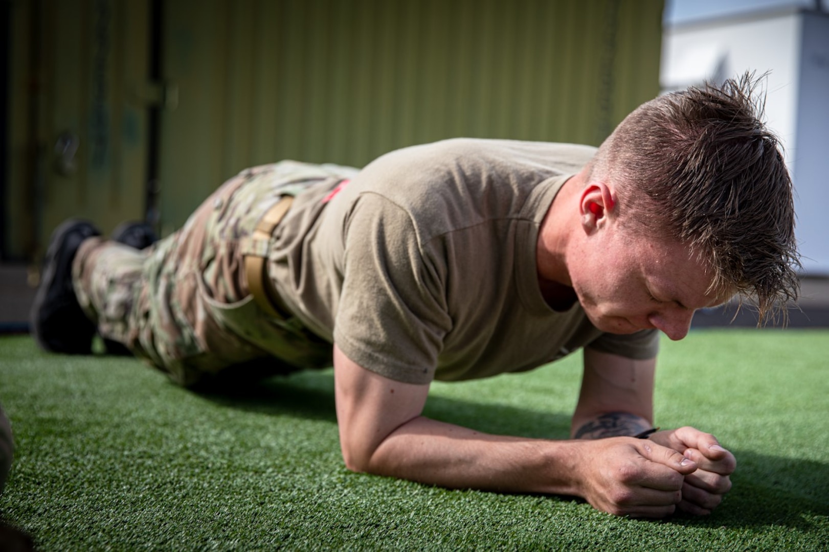 U.S. Army Spc. Matthew Powell, 1st Squadron, 221st Cavalry Regiment, performs the plank portion of the Army Fitness Test during the Best Warrior Competition at the Harry Reid Readiness Center in Reno-Stead, Mar. 13, 2026. After earning the title of Nevada’s Best Warrior in the Soldier category, Powell will represent the Nevada National Guard this April in New Mexico at the regional Best Warrior Competition against top competitors from several other states. (U.S. Army National Guard photo by Spc. Blanca Sosa)