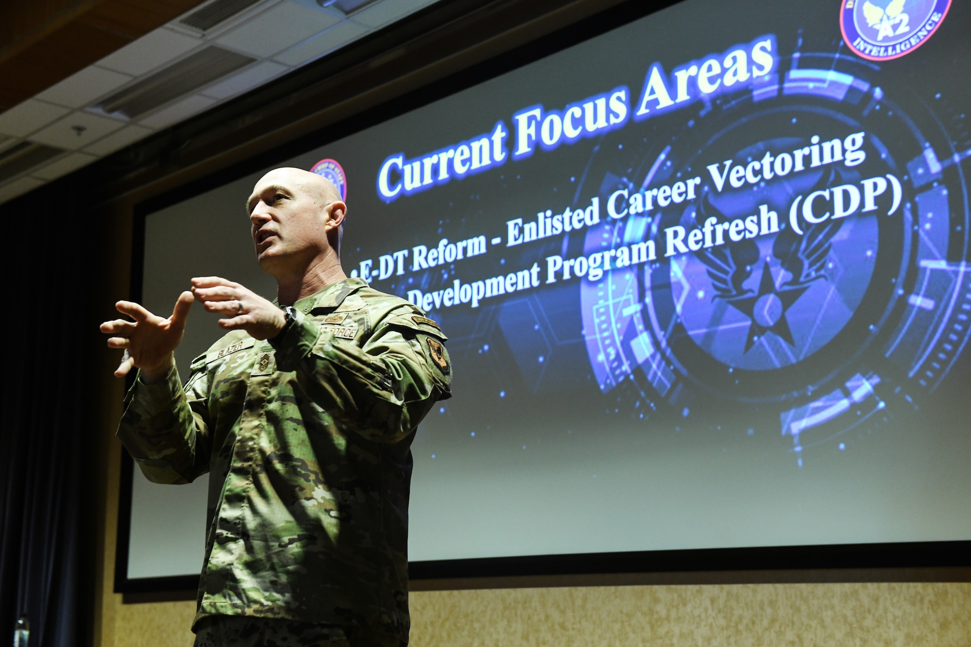 Chief Master Sgt. Blazier meeting with Airmen
