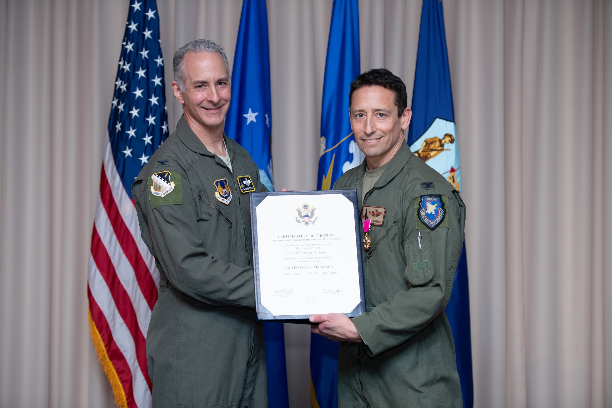 Image of two people posing for a picture.