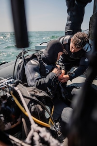 U.S. Navy explosive ordnance disposal (EOD) technicians from Explosive Ordnance Disposal Mobile Unit (EODMU) 8 conduct an expeditionary mine countermeasures (ExMCM) operation on ordnance from World War II in Liepaja, Latvia, June 17, 2025, during Baltic Operations (BALTOPS) 2025. Task Group 68.1 (EODMU 8) is part of the forward deployed Navy Expeditionary Combat Force Europe-Africa/Commander, Task Force (CTF) 68 having operational capability to locate, identify, detect, render safe, recover, field evaluate and dispose of all explosive ordnance. BALTOPS 25 is the premier maritime-focused annual military exercise in the Baltic region and provides a unique opportunity to strengthen warfighting readiness and combat credibility critical to deterrence and preserving safety and security in the Baltic Sea.