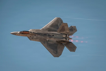 F-22 flying