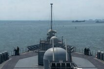 U.S. 7th Fleet flagship USS Blue Ridge (LCC 19) departs Manila, Philippines following a scheduled port visit, March 20, 2026.