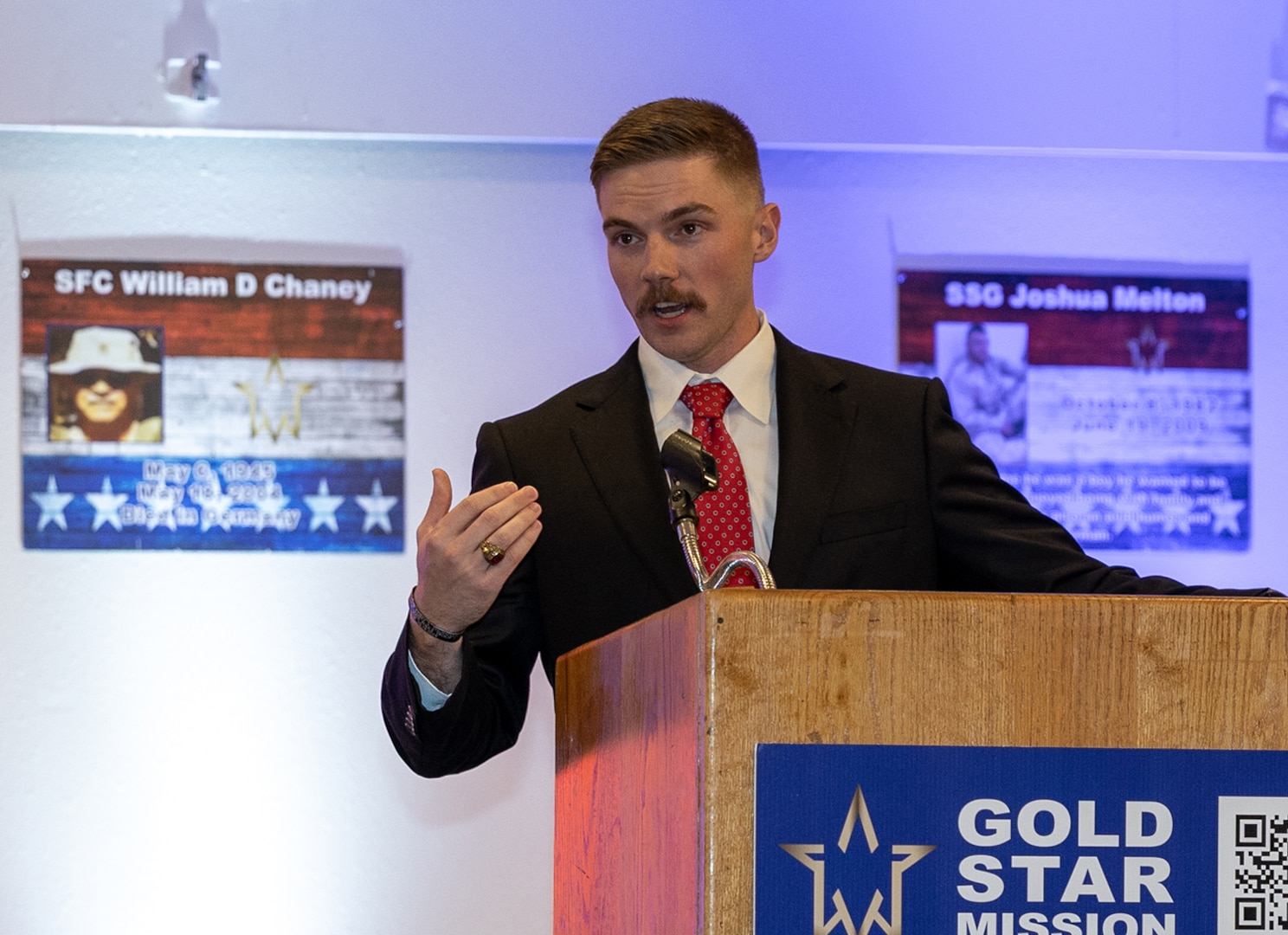 Illinois Army National Guard 1st Lt. Jacob Harris encourages Gold Star Mission scholarship recipients to learn the story about the name on their scholarship during the Gold Star Mission Scholarship banquet in Springfield March 21.