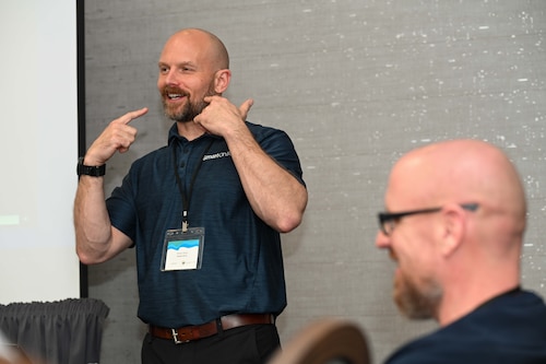 Service members serve