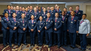 Large number of Airmen in group photo