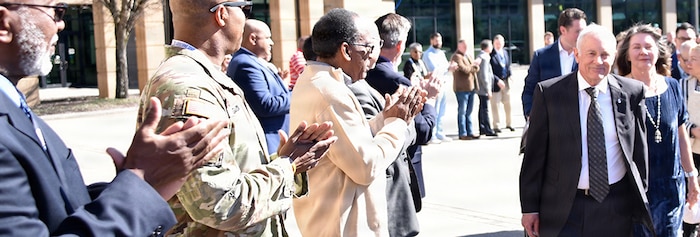 SMDC leader retires after 48 years of military, civilian service
