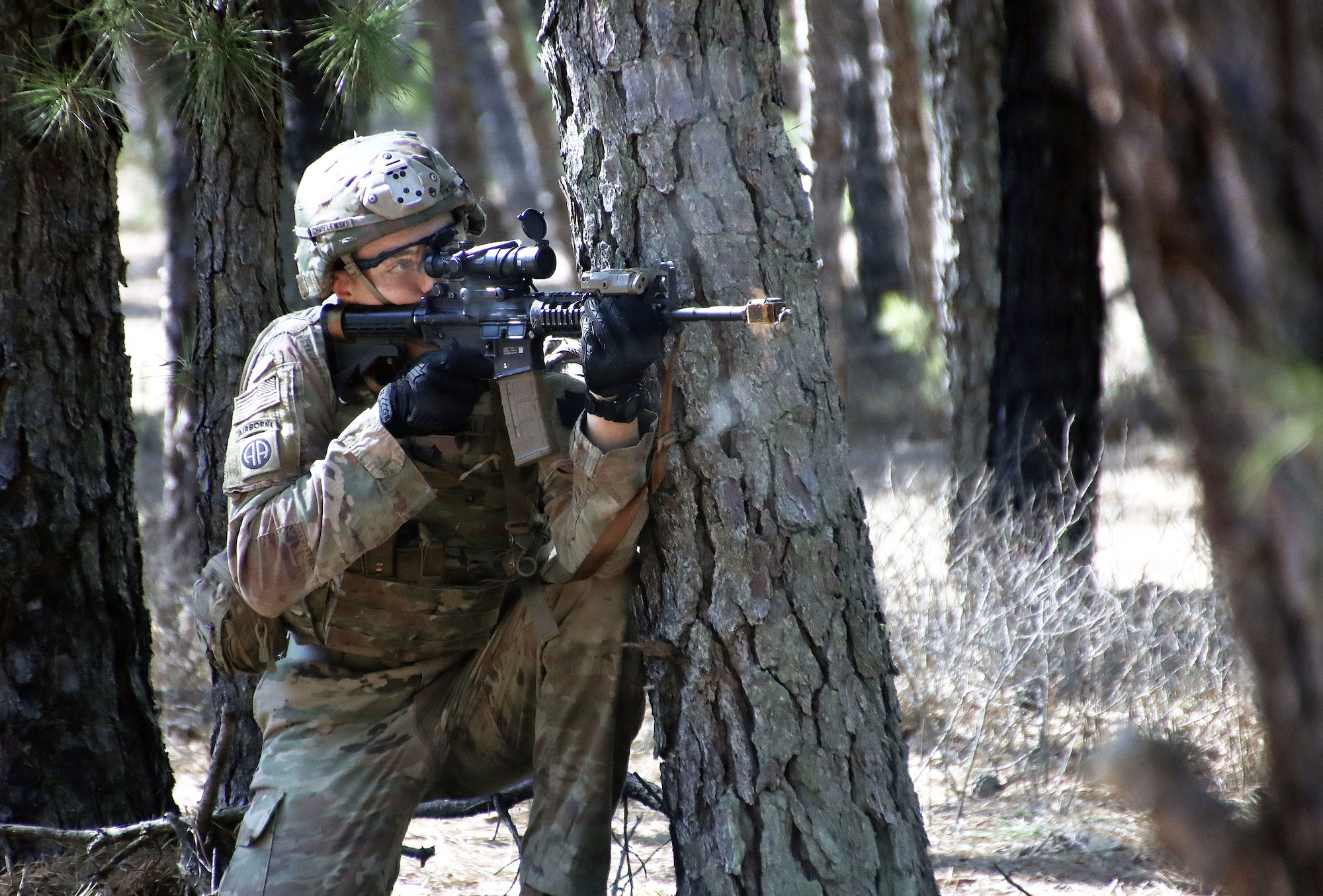 A U.S. infantry Soldier assigned to the 1st Battalion, 175th Infantry Regiment, Maryland Army National Guard maneuvers through wooded terrain during a field training exercise at Joint Base McGuire-Dix-Lakehurst, N.J., March 15, 2026. The FTX focused on training in preparation for upcoming deployments, team development and unit synchronization. (U.S. Army photo by Steven Roussel)