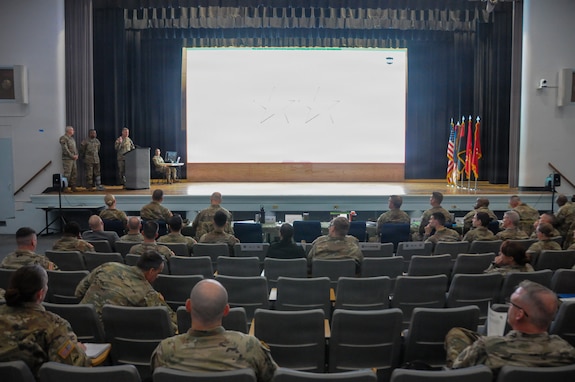 Army Reserve division hosts annual training briefing to enhance readiness