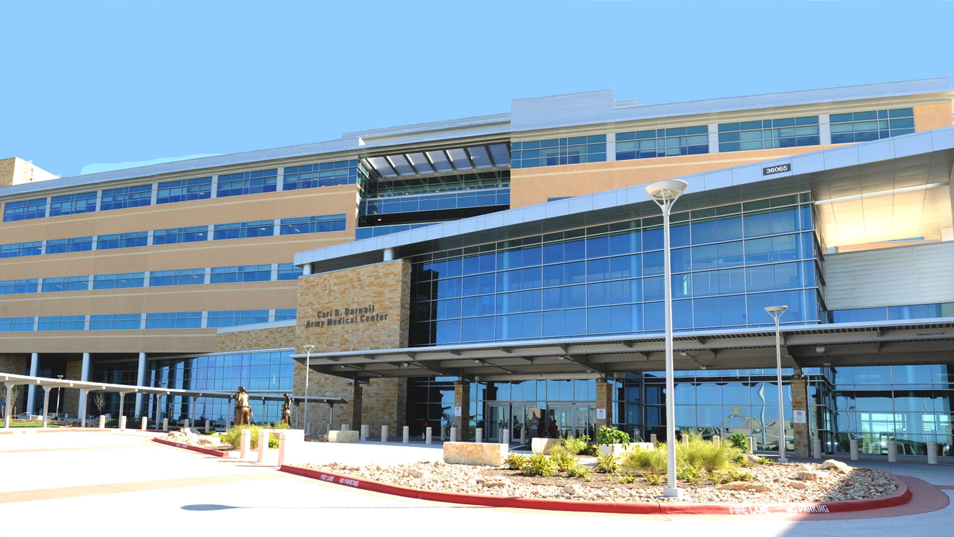 Carl R. Darnall Army Medical Center provides care to Soldiers, families, and Veterans across Central Texas and continues to strengthen its partnership with the Central Texas Veterans Health Care System to improve access to care and support military medical readiness.