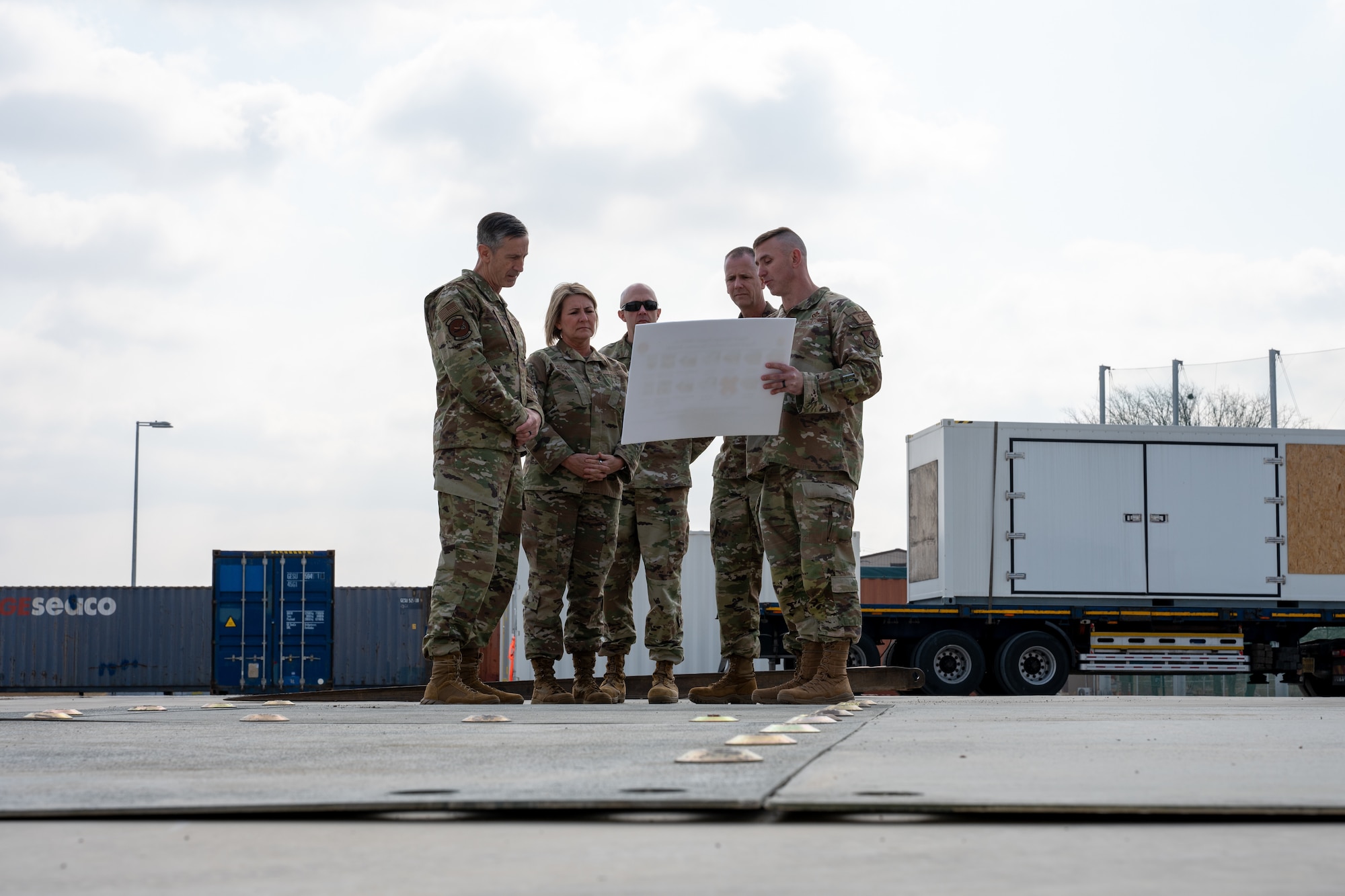 Engineers brief the PACAF commander and command chief.