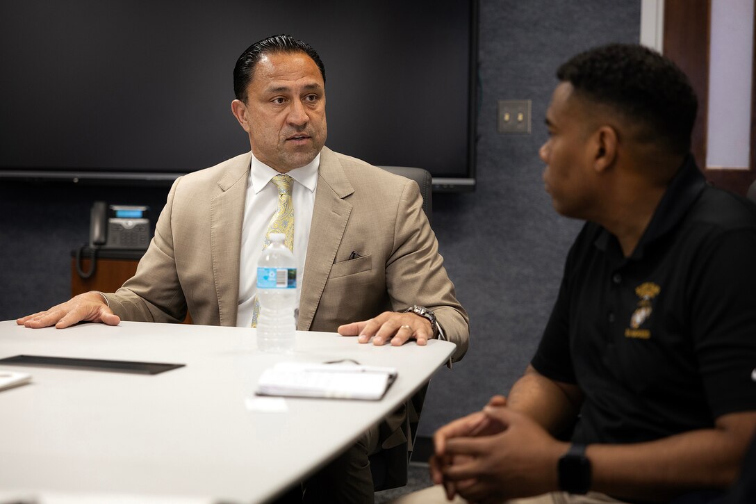 Marines Visit Jacksonville Emergency Centers to Strengthen Readiness, Partnerships