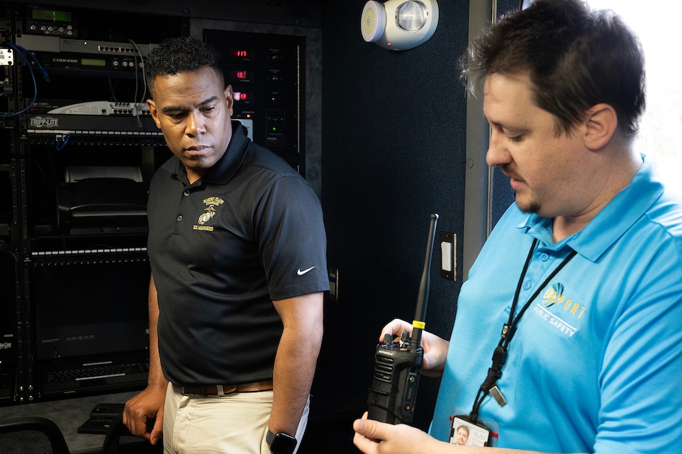 Marines Visit Jacksonville Emergency Centers to Strengthen Readiness, Partnerships