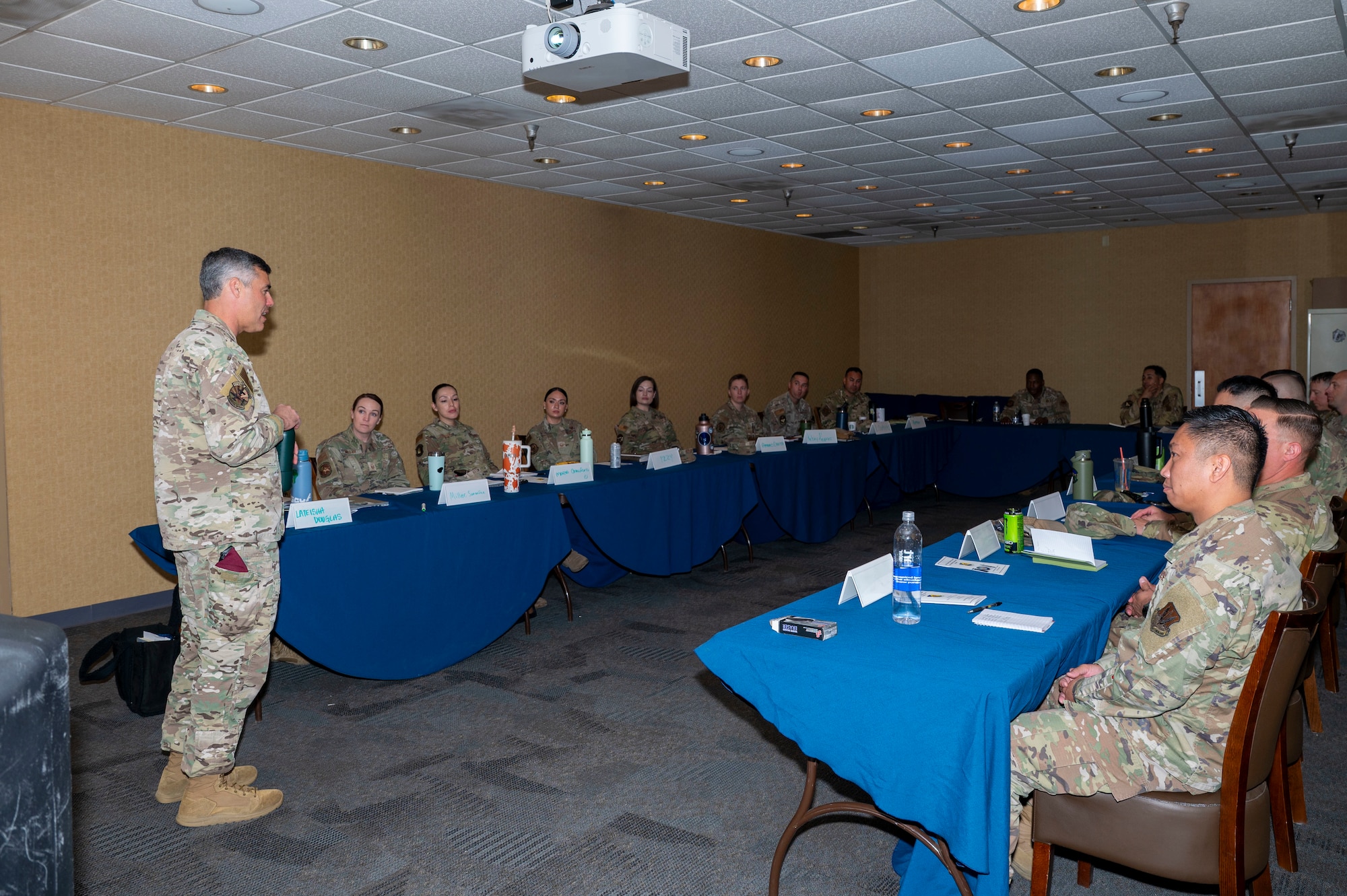 DM hosts a Senior Selects Professional Enhancement Seminar